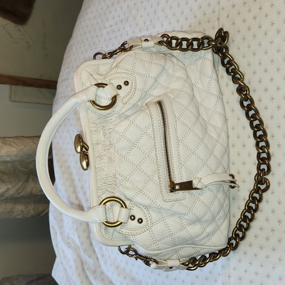 Marc Jacobs Handbags - VINTAGE Marc Jacobs STAM White quilted Leather Bag
